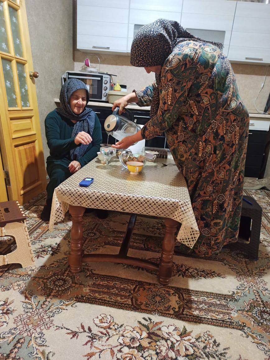 Оказание социально- бытовых услуг подопечным.